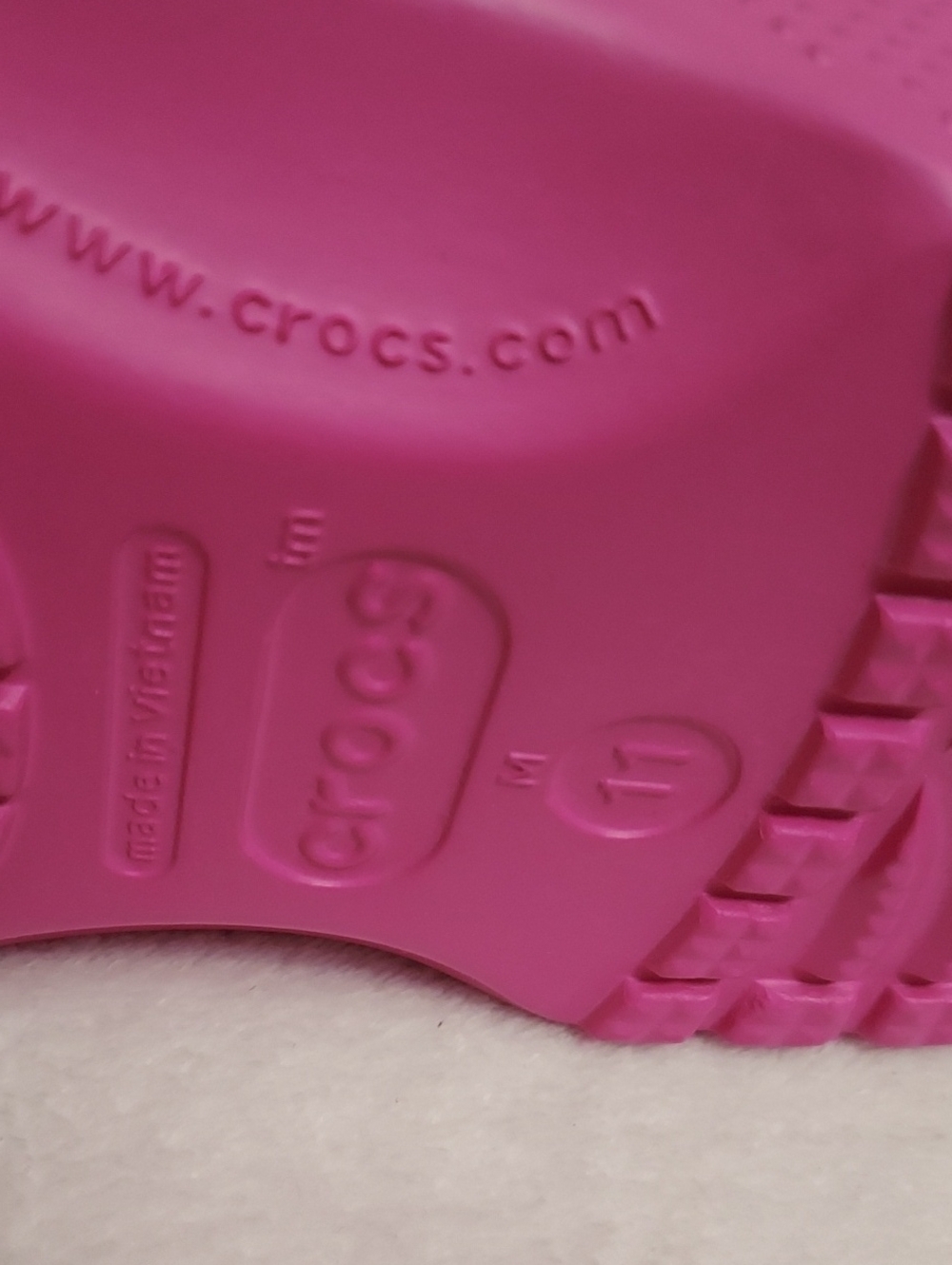 Mens Crocs - Picture 7 of 10